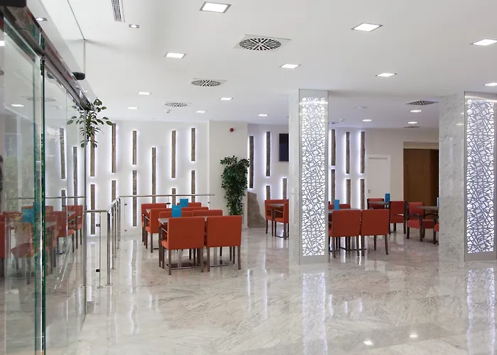 Porcel Sabica 4*