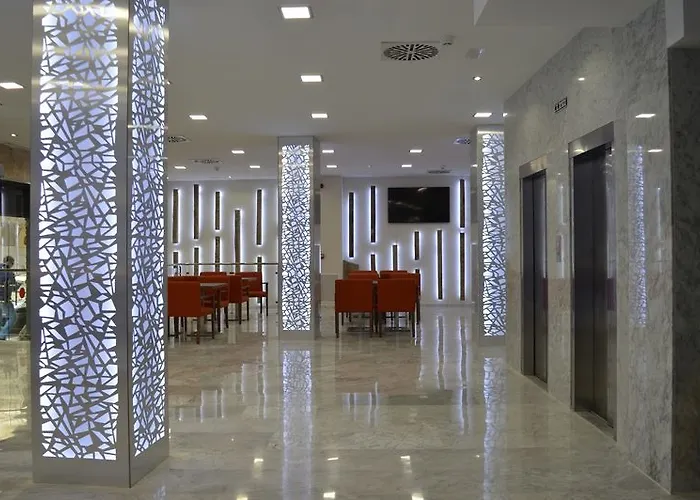 Porcel Sabica 4*