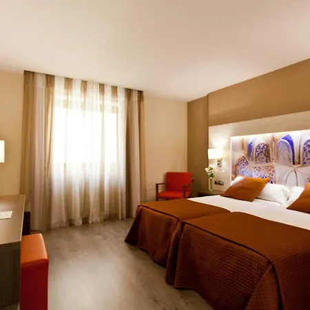 Porcel Sabica 4* Гранада