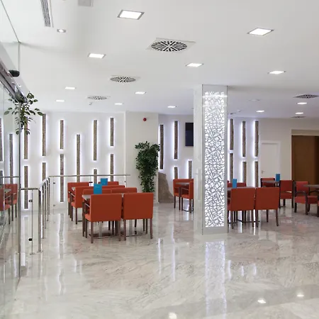Porcel Sabica 4*