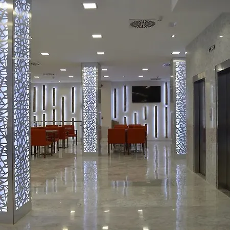 Porcel Sabica 4*